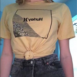 Hurley cotton yellow tshirt